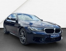 BMW M5 F90, 4.4L, 2021 год, пробег 53 354 км.