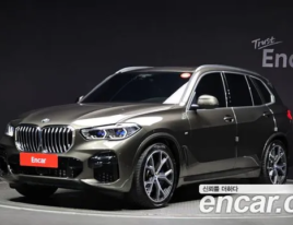 BMW X5 G05, 3.0L, 2023 год, пробег 11.756 км.