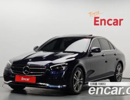 Mercedes-Benz E 250 W213, 2.0L, 2023 год, пробег 3.421 км.