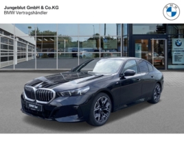 BMW 5 G60, 2.0L, 2024 год, пробег 0 км.